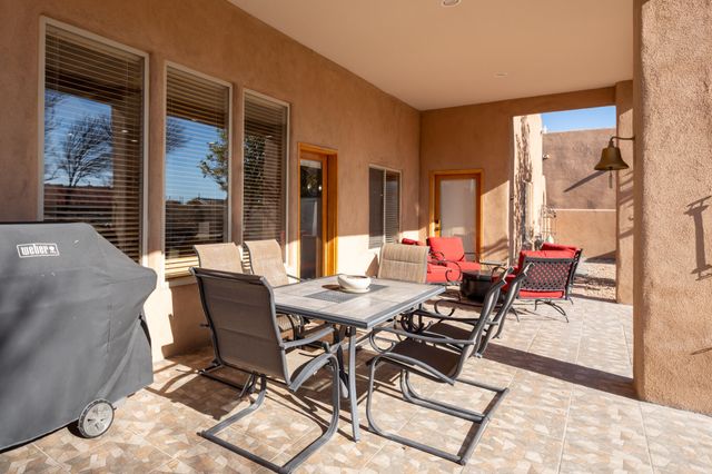 7000 Vatapa Road NE, Rio Rancho, NM 87144