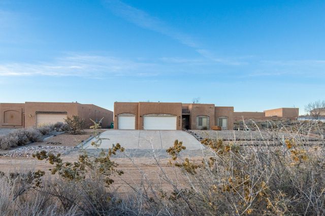 7000 Vatapa Road NE, Rio Rancho, NM 87144