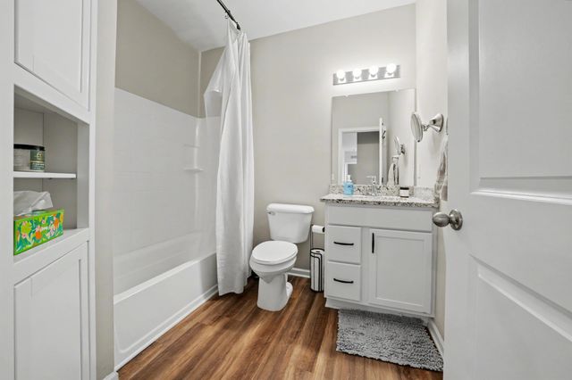 9836 Ridge Run Street, Howell, MI 48855