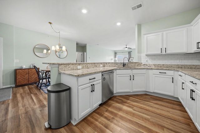 9836 Ridge Run Street, Howell, MI 48855