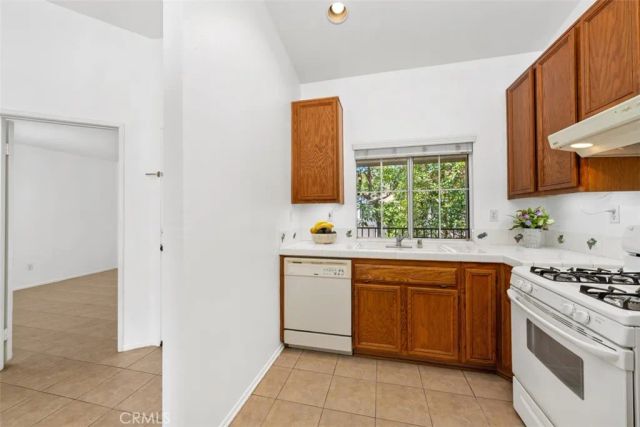 151 Chaumont, Lake Forest, CA 92610
