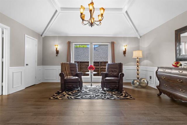 9426 Hillview Drive, Dallas, TX 75231