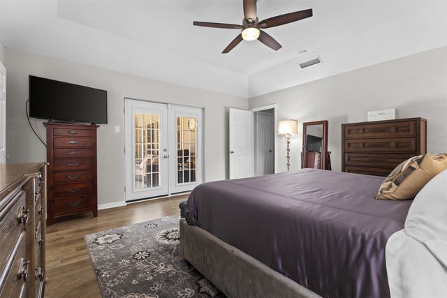 9426 Hillview Drive, Dallas, TX 75231