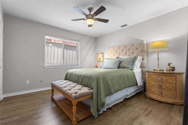 9426 Hillview Drive, Dallas, TX 75231