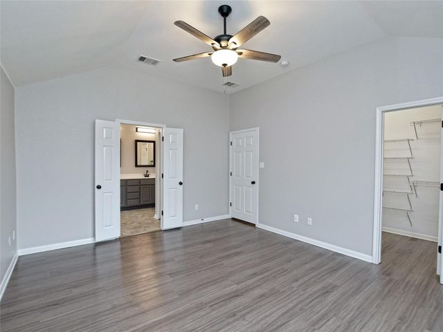 913 Old Wick Castle WAY, Pflugerville, TX 78660