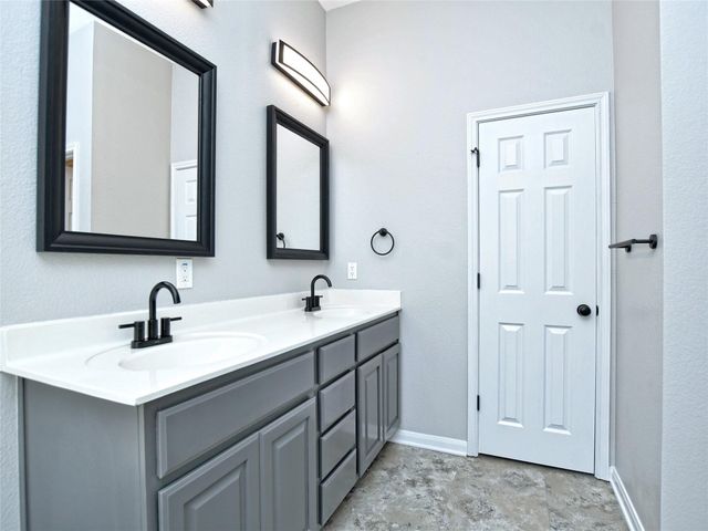 913 Old Wick Castle WAY, Pflugerville, TX 78660