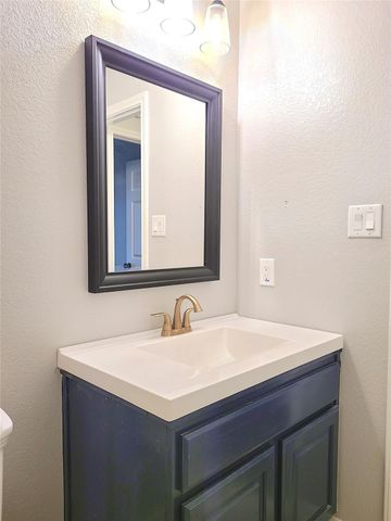 913 Old Wick Castle WAY, Pflugerville, TX 78660