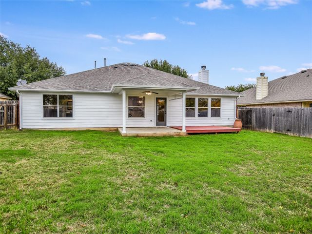 913 Old Wick Castle WAY, Pflugerville, TX 78660