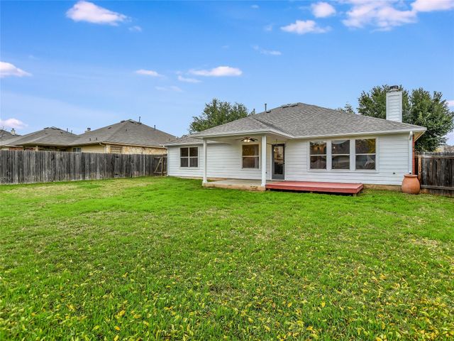 913 Old Wick Castle WAY, Pflugerville, TX 78660