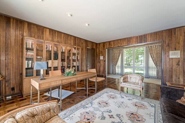 215 Hickory Ln, Smithville, TN 37166