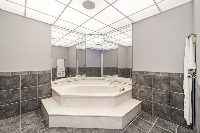 215 Hickory Ln, Smithville, TN 37166