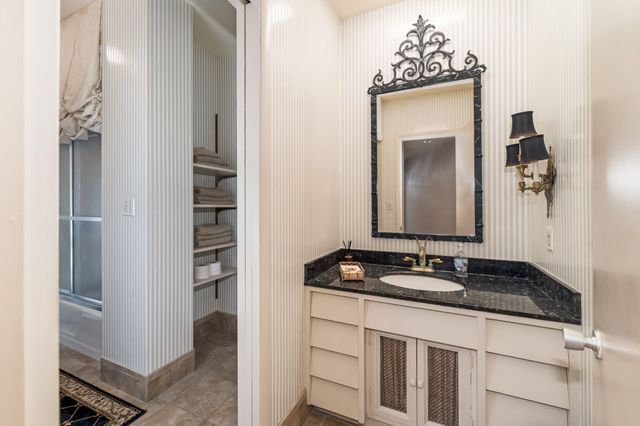 215 Hickory Ln, Smithville, TN 37166