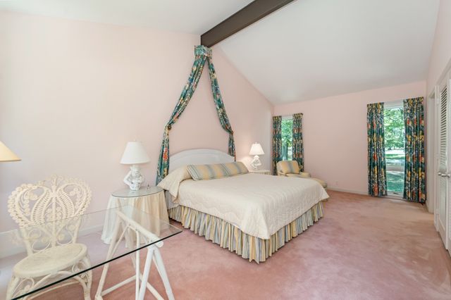 215 Hickory Ln, Smithville, TN 37166