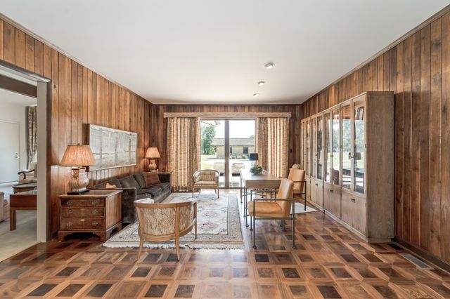 215 Hickory Ln, Smithville, TN 37166