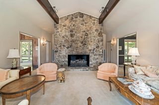 215 Hickory Ln, Smithville, TN 37166