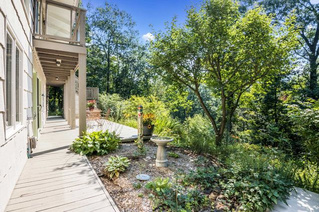 4340 S Sugar Loaf Mountain Road, Cedar, MI 49621