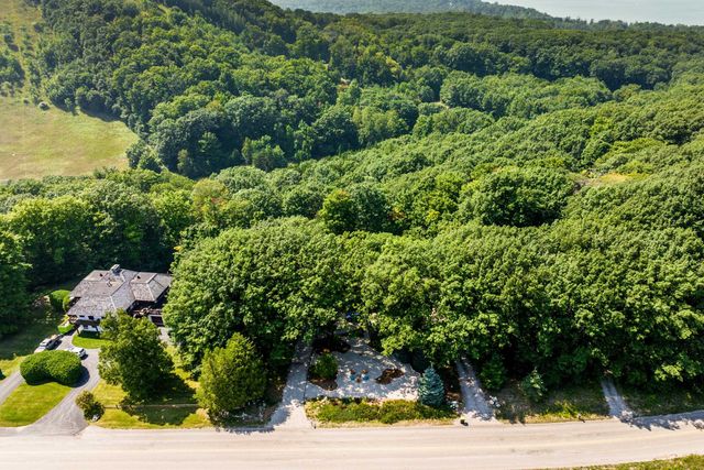 4340 S Sugar Loaf Mountain Road, Cedar, MI 49621