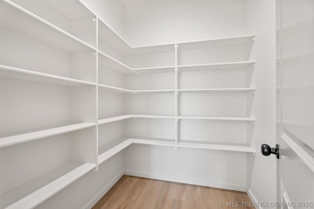 145 S 427 Road, Pryor, OK 74361