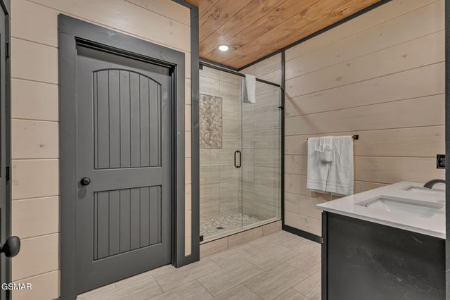 368 Rambling Creek Way, Sevierville, TN 37862