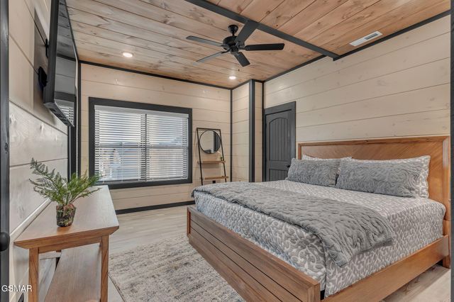 368 Rambling Creek Way, Sevierville, TN 37862