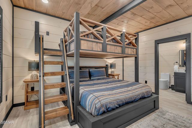 368 Rambling Creek Way, Sevierville, TN 37862