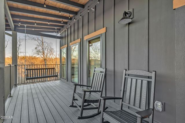 368 Rambling Creek Way, Sevierville, TN 37862