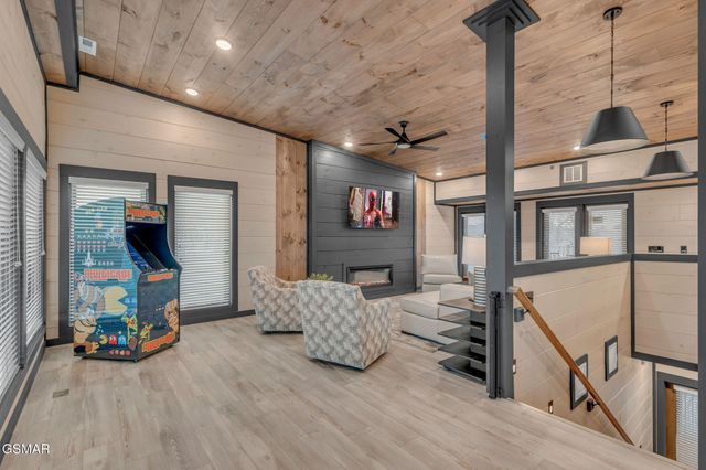 368 Rambling Creek Way, Sevierville, TN 37862