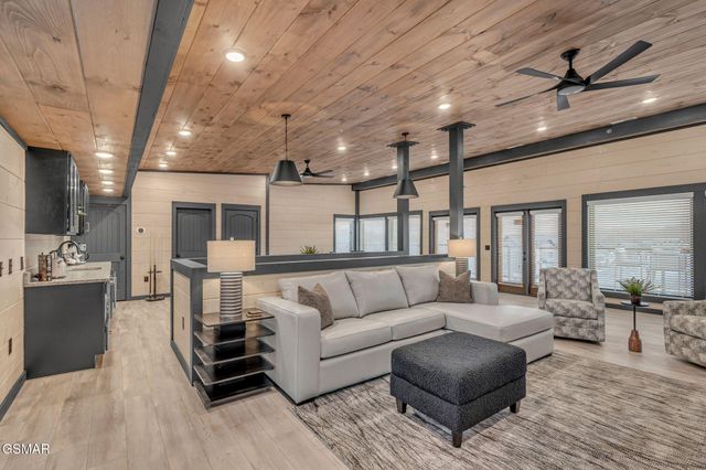 368 Rambling Creek Way, Sevierville, TN 37862