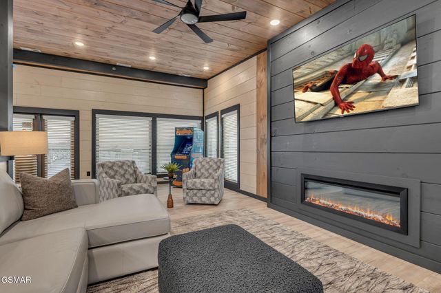 368 Rambling Creek Way, Sevierville, TN 37862