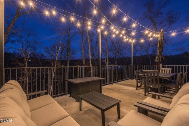 368 Rambling Creek Way, Sevierville, TN 37862