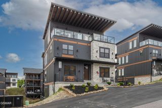 368 Rambling Creek Way, Sevierville, TN 37862