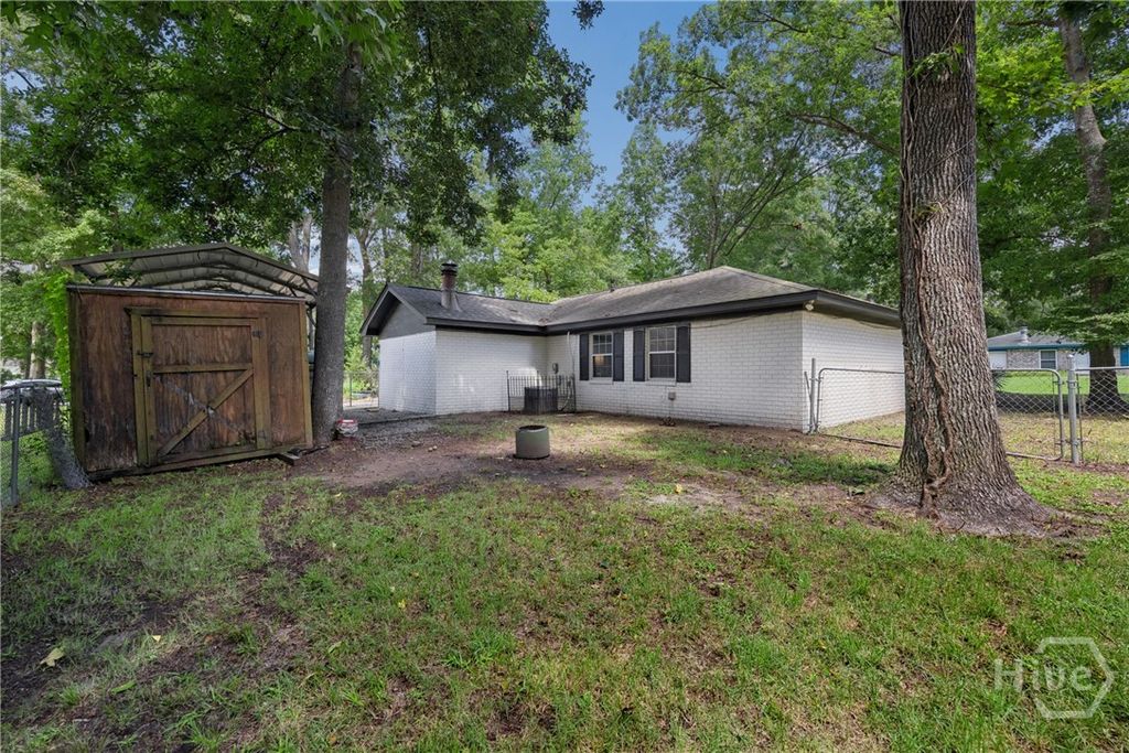 Image 29 of property listing at 352 Sandpiper Road, Richmond Hill, GA 31324