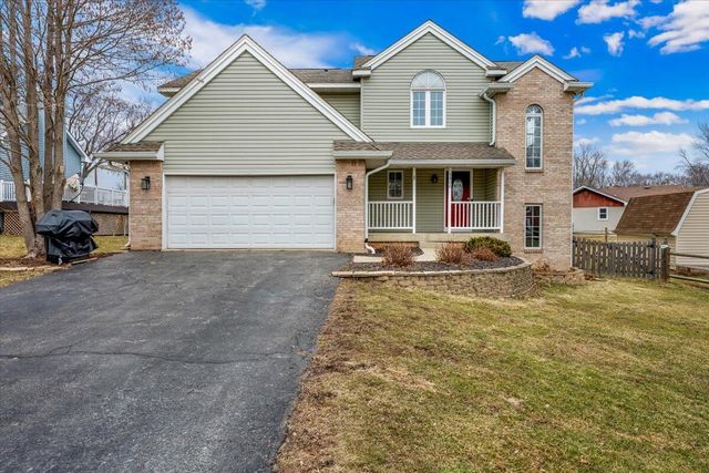 5406 W Valley Drive, Richmond, IL 60071