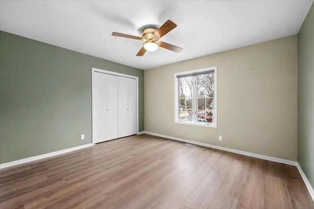 5406 W Valley Drive, Richmond, IL 60071