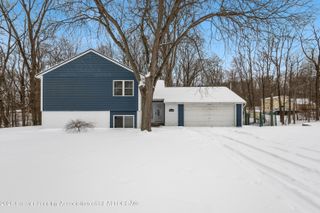 6620 Aberdeen Drive, Dimondale, MI 48821