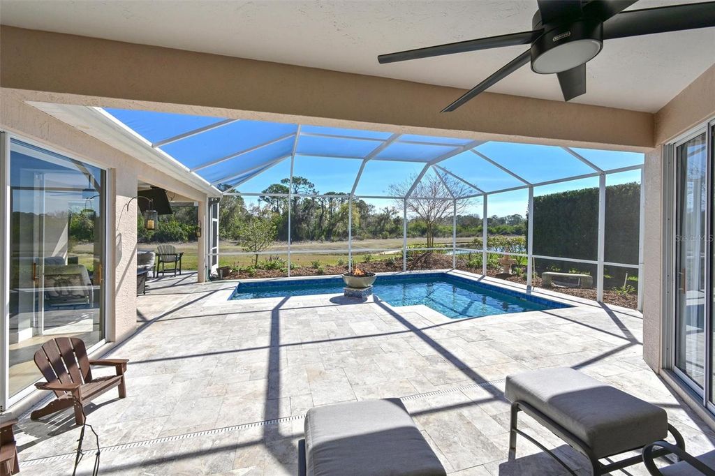 Image 24 of property listing at 12246 CLUBHOUSE DRIVE, Lakewood Ranch, FL 34202