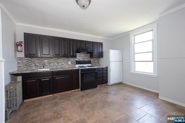 297 W Broadway 2, Paterson, NJ 07522