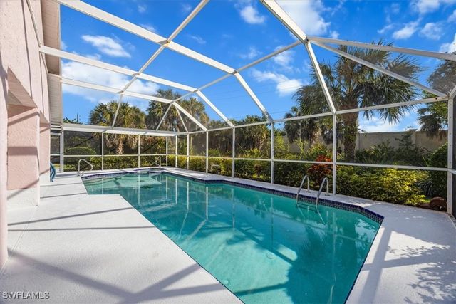 4198 Royal Wood BLVD, Naples, FL 34112