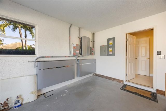 4198 Royal Wood BLVD, Naples, FL 34112