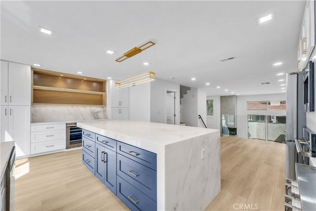 10 Starfall 11, Irvine, CA 92603