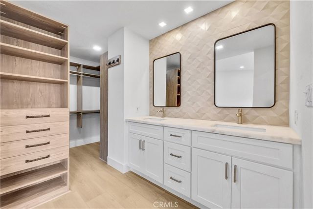 10 Starfall 11, Irvine, CA 92603