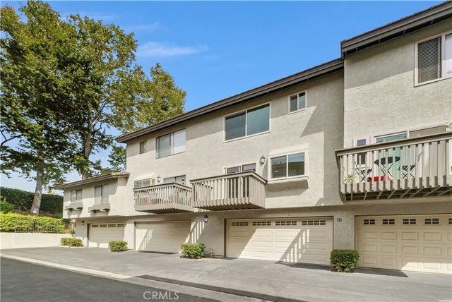 10 Starfall 11, Irvine, CA 92603