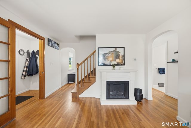 30 Lansing Avenue, Trumbull, CT 06611