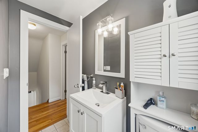 30 Lansing Avenue, Trumbull, CT 06611