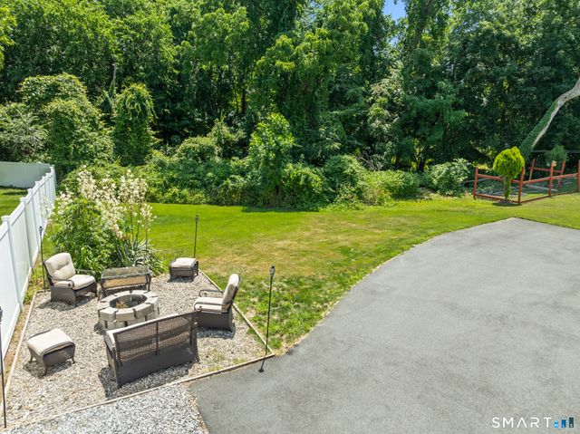 30 Lansing Avenue, Trumbull, CT 06611