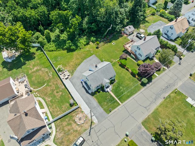 30 Lansing Avenue, Trumbull, CT 06611