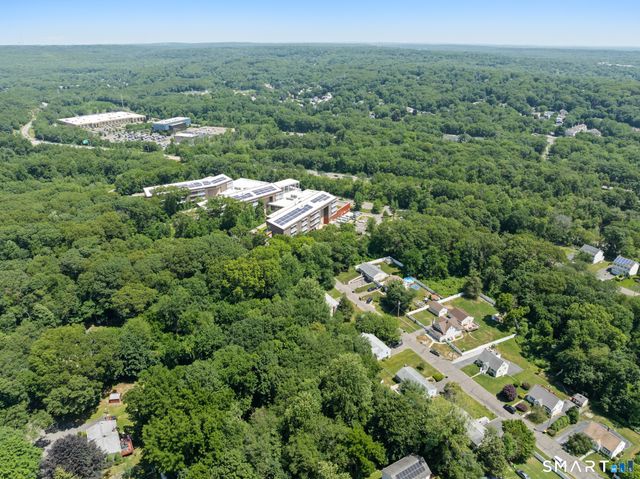 30 Lansing Avenue, Trumbull, CT 06611