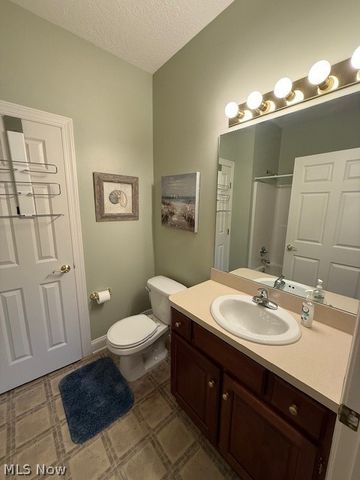 3077 Whitewood Street NW, North Canton, OH 44720