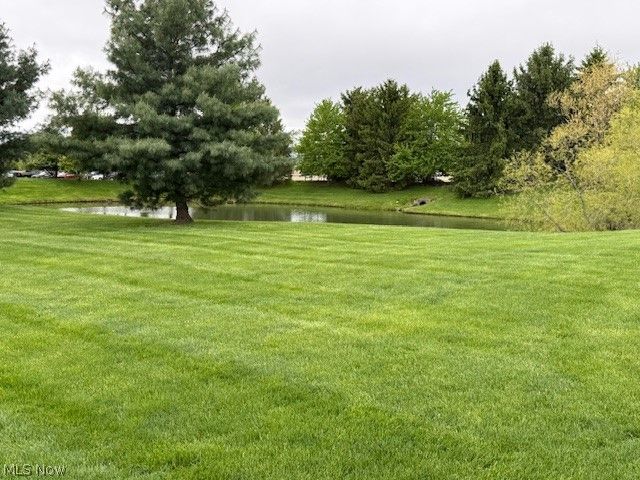 3077 Whitewood Street NW, North Canton, OH 44720