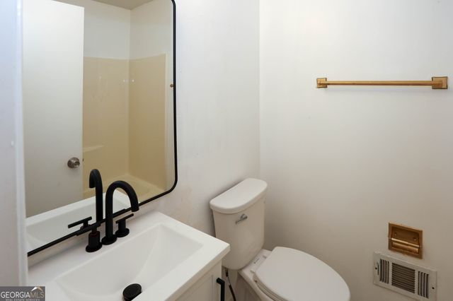 512 Rockborough Terrace, Stone Mountain, GA 30083